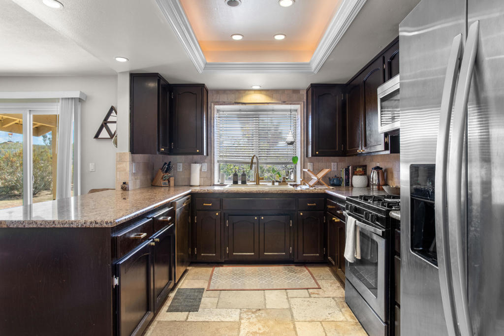 MLS #219138581DA image #5