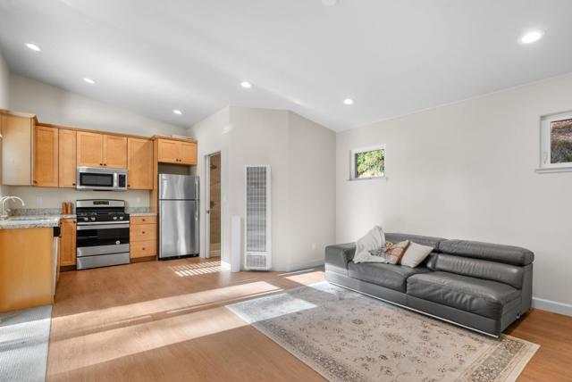 3580 Misty Lane, Aptos CA: https://media.crmls.org/mediaz/8b431b72-1f25-42b4-ac09-902f6da4302a.jpg