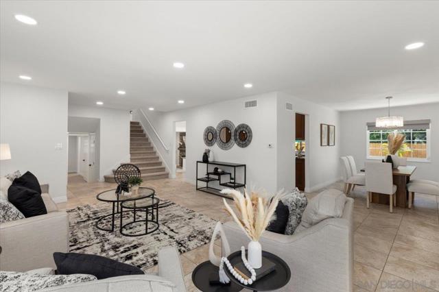 5865 Snowbond Ct, San Diego CA: https://media.crmls.org/mediaz/8b435001-d323-4318-86ba-7bdb0f7ee309.jpg