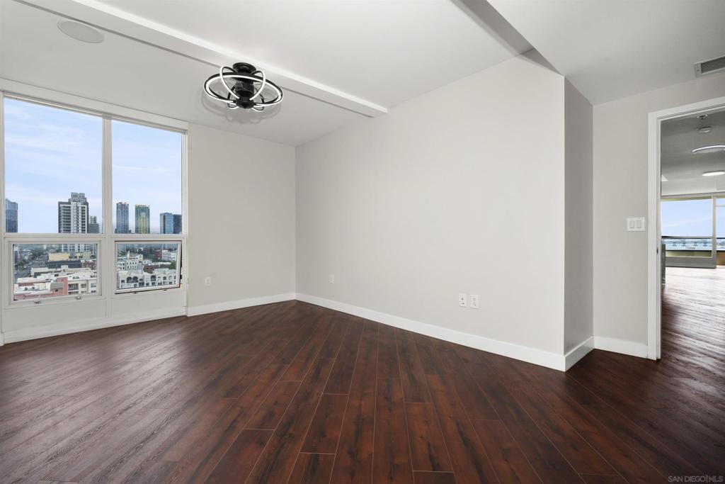555 Front St. - photo 17