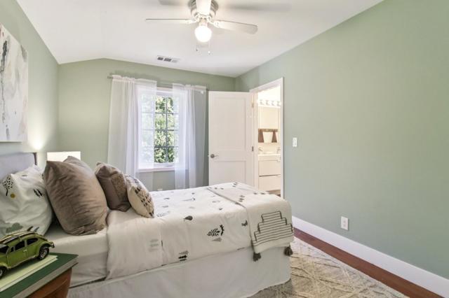 236 Willow Road, Menlo Park CA: https://media.crmls.org/mediaz/8b43ca09-7f5b-4649-b134-4e9b17b558ef.jpg
