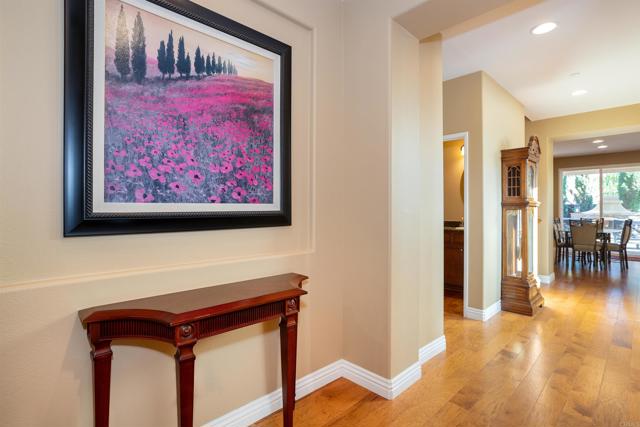 3753 Bergen Peak Place, Carlsbad CA: https://media.crmls.org/mediaz/8b443082-78dc-4e2c-a133-3d4428ee0f0f.jpg