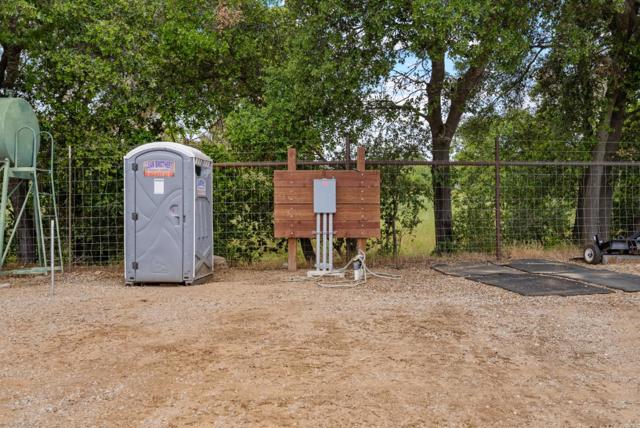 804 Comstock Road, Hollister CA: https://media.crmls.org/mediaz/8b4738ad-01d2-4bb3-992e-f426af671b84.jpg