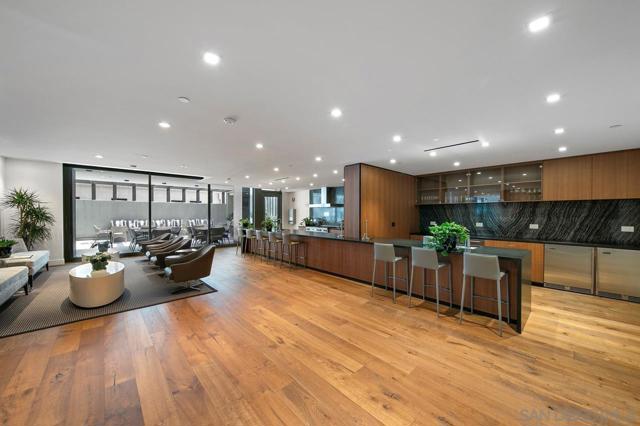 2855 5th Ave, San Diego CA: https://media.crmls.org/mediaz/8b49adc0-5ca8-4223-b316-369ae50440d6.jpg