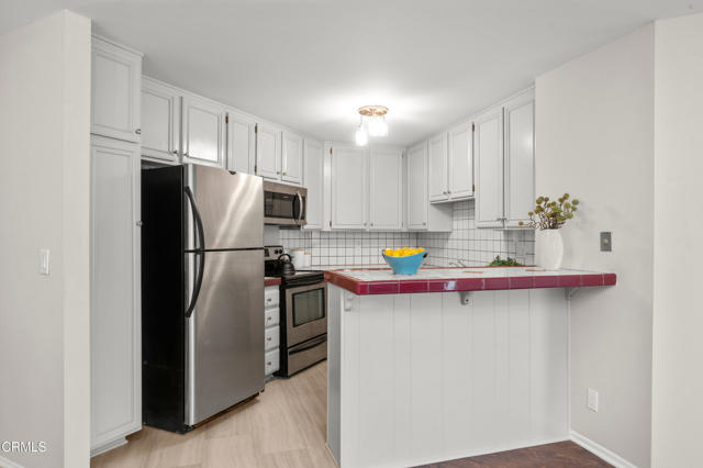 Detail Gallery Image 8 of 49 For 4499 via Marisol #124, Los Angeles,  CA 90042 - 2 Beds | 1 Baths