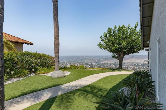 6276 Del Paso Ave, San Diego CA: https://media.crmls.org/mediaz/8b4ba261-0346-47f2-b918-33e87fefd5f2.jpg