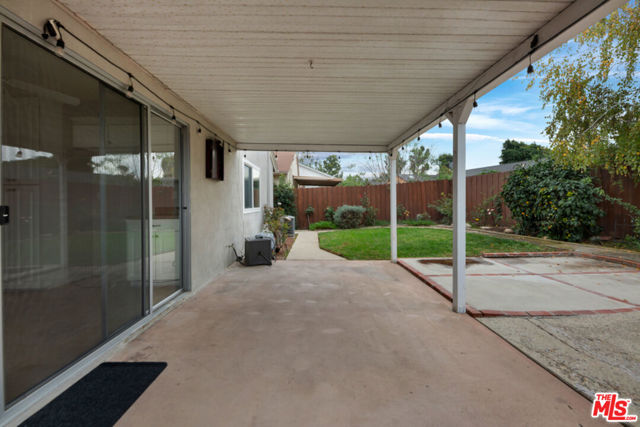 13480 Laurelhurst Road, Moorpark CA: https://media.crmls.org/mediaz/8b4bd83b-96a8-41bf-8392-3a01a01bcb46.jpg