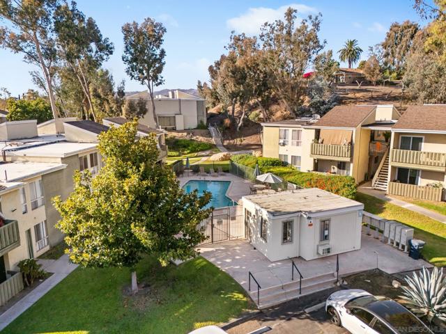 830 W Lincoln Ave, Escondido CA: https://media.crmls.org/mediaz/8b4dada4-f13b-4db3-b78b-30a4adef1cac.jpg