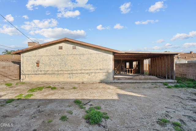 Detail Gallery Image 4 of 14 For 1443 N 6th St, Port Hueneme,  CA 93041 - 3 Beds | 3 Baths