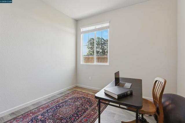 4105 Markovich Ct, Richmond CA: https://media.crmls.org/mediaz/8b50d7d8-c792-40f0-a8b3-599349ae623e.jpg