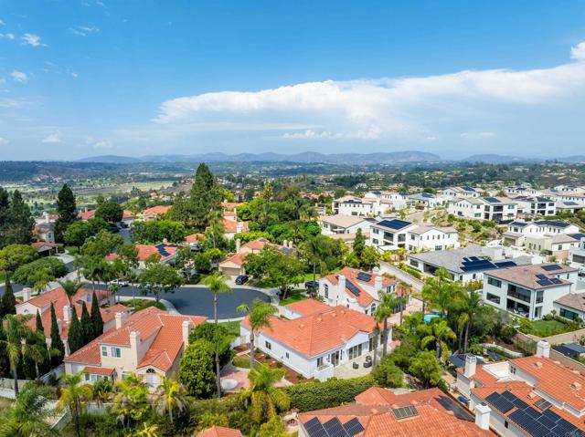 Detail Gallery Image 43 of 46 For 14004 Calle Venecia, San Diego,  CA 92130 - 4 Beds | 2/1 Baths