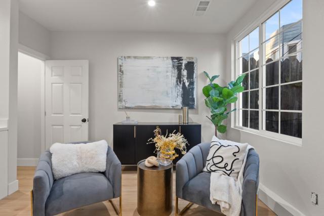 245 Silver Avenue, San Francisco CA: https://media.crmls.org/mediaz/8b51047b-57f4-41d5-bc60-bfc581f08a9c.jpg