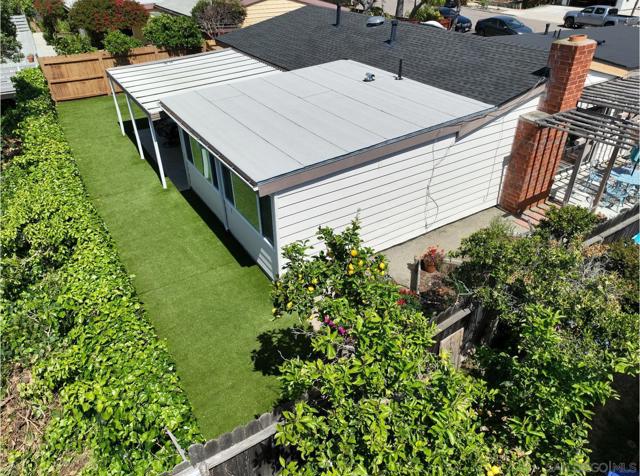2534 Bartel St, San Diego CA: https://media.crmls.org/mediaz/8b5189a2-5f63-48db-8e8b-11ac1358e546.jpg