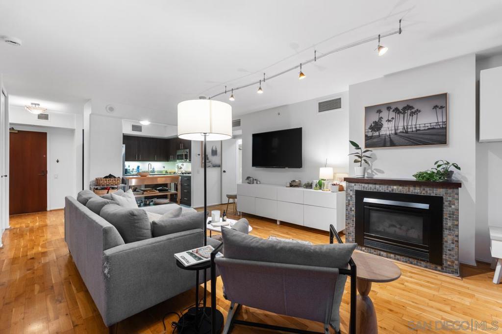 500 Harbor Dr. - photo 15