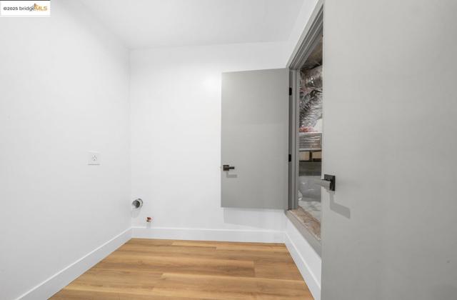 713 Midcrest Way, El Cerrito CA: https://media.crmls.org/mediaz/8b51c143-3af1-4f7f-af1d-6e249699c77f.jpg