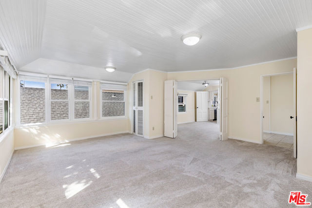 129 Ocean Park Boulevard photo 7