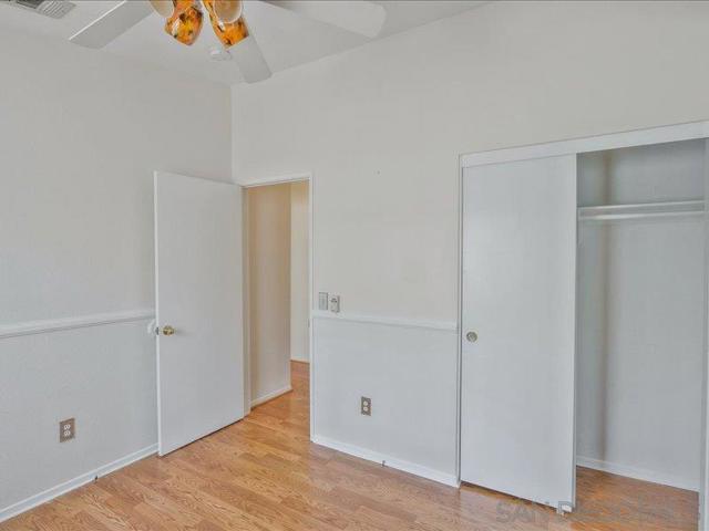 1277 Glencoe Dr, San Diego CA: https://media.crmls.org/mediaz/8b53f98c-9ef8-4400-9854-111951d8eb64.jpg
