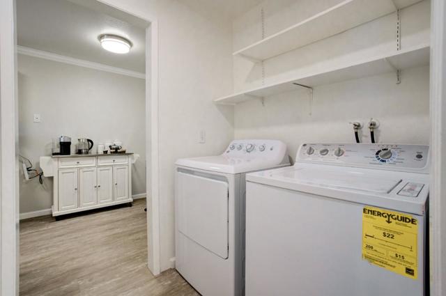 910 Beach Park Boulevard, Foster City CA: https://media.crmls.org/mediaz/8b54466c-0f0e-4c49-9a8f-e3b291101c12.jpg