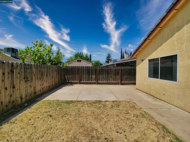 4300 Cannington Lane, Salida CA: https://media.crmls.org/mediaz/8b545922-ba87-4e01-833e-48e821e774f3.jpg