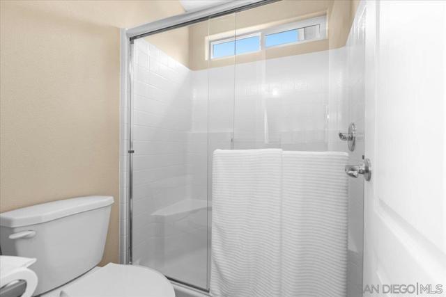809 Discovery St, San Marcos CA: https://media.crmls.org/mediaz/8b5475c0-eca8-42b1-a34e-a0db758d3286.jpg