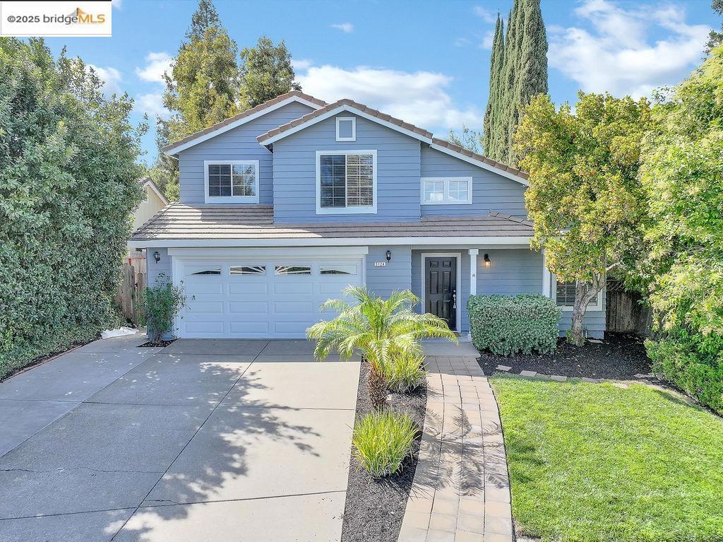 5124 Grass Valley Way