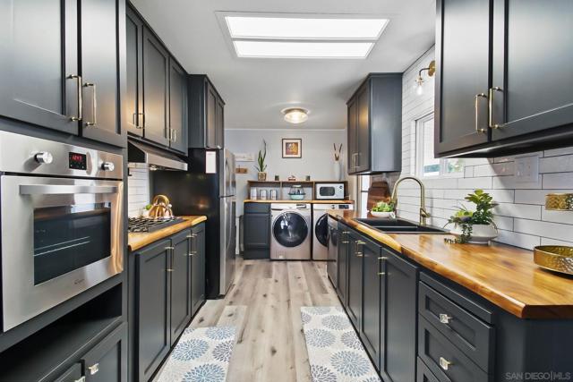 525 W El Norte, Escondido CA: https://media.crmls.org/mediaz/8b562364-66d4-4e95-ae6e-8a1c2c371c94.jpg