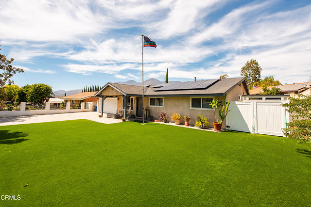 803 Sespe Avenue, Fillmore CA: https://media.crmls.org/mediaz/8b581b50-c5bf-449a-9cb8-2b2869b969e9.jpg