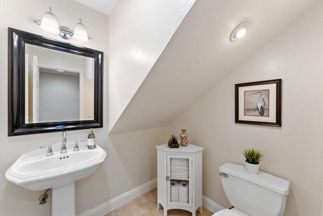 204 Oak Way, Santa Cruz CA: https://media.crmls.org/mediaz/8b5823f6-1f88-4e7f-a887-31525e3c1d02.jpg