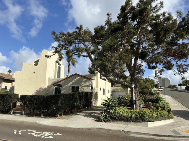 3304 Canon Street, San Diego, California 92106, 2 Bedrooms Bedrooms, ,2 BathroomsBathrooms,Single Family Residence,For Sale,Canon Street,250000035SD