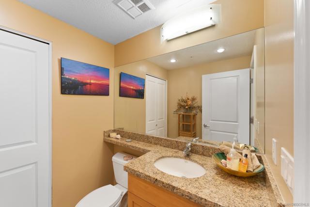 850 Beech St, San Diego CA: https://media.crmls.org/mediaz/8b586dd1-f61d-469d-bdb8-4a4206e1d1df.jpg