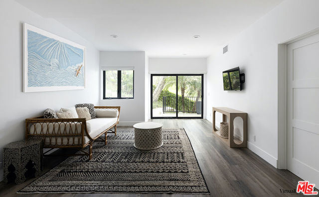 28902 Verde Mesa Lane, Malibu CA: https://media.crmls.org/mediaz/8b58b8f0-61af-4c30-9052-e51df16ffd64.jpg