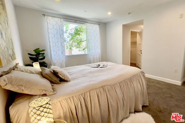 14412 Killion Street, Sherman Oaks CA: https://media.crmls.org/mediaz/8b58c50c-2c3c-46ef-856d-ad92144fbef1.jpg