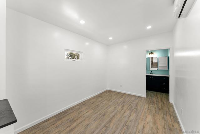 Image 41 of 46 For 5364 Adams  