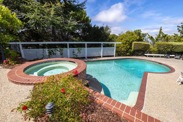 75 Eugenia Way, Hillsborough CA: https://media.crmls.org/mediaz/8b59c922-1be0-4397-b713-08ffa99fea02.jpg