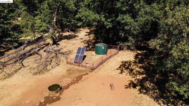 10488 Converse RD, Coulterville CA: https://media.crmls.org/mediaz/8b5b5685-5ee3-4b5c-a3b5-66a1ef462e5e.jpg