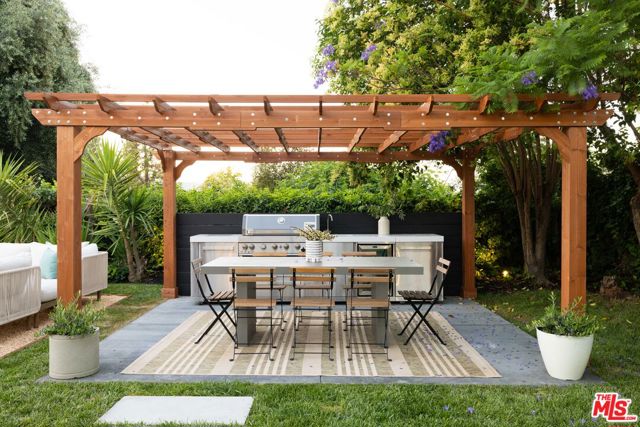 24211 Caris Street, Woodland Hills CA: https://media.crmls.org/mediaz/8b5b6508-fcd0-4152-bd24-ca9a81a79131.jpg