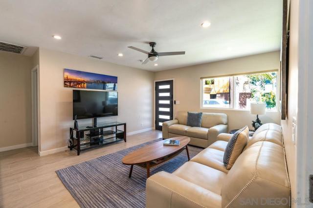 Image 10 of 50 For 240 El Chico Ln