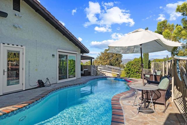 Detail Gallery Image 13 of 55 For 731 Dewane Dr, El Cajon,  CA 92020 - 3 Beds | 3 Baths