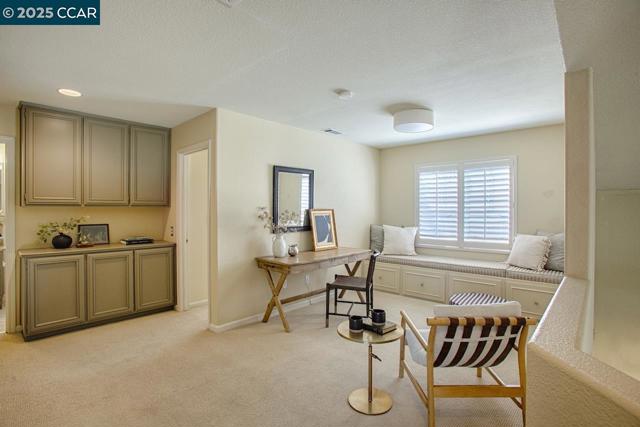 1409 Dumaine St, Concord CA: https://media.crmls.org/mediaz/8b5c2ef2-09aa-41f5-b280-51edbd080705.jpg