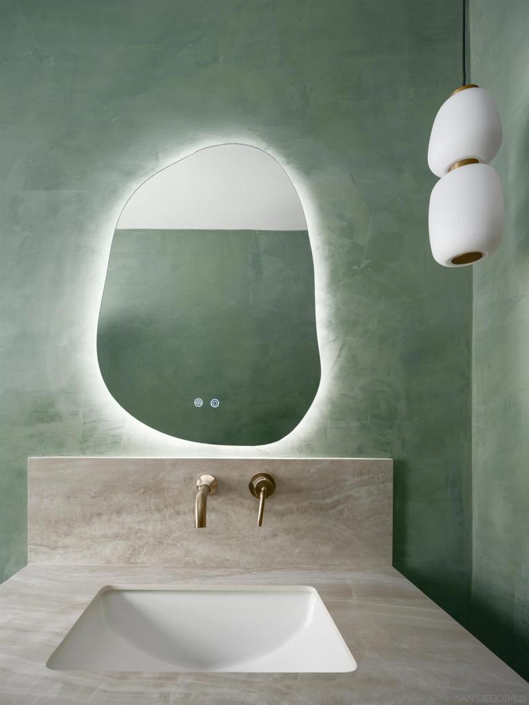 MLS #250034256SD img 33