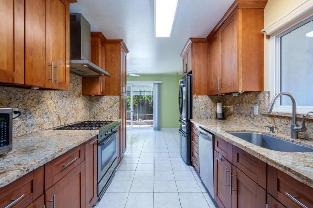 1014 W Homestead Road, Sunnyvale CA: https://media.crmls.org/mediaz/8b5cf5dc-4b51-48a2-af3a-c958c9335a98.jpg