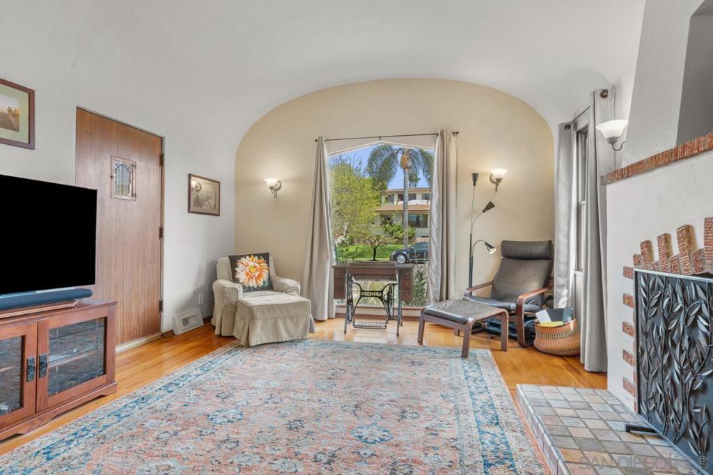 3576 Villa Terrace - photo 8