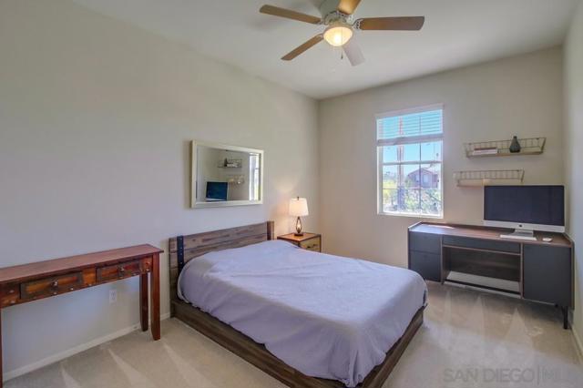 11523 Sun Ray Ct, San Diego CA: https://media.crmls.org/mediaz/8b5e733f-63dd-4e61-94fb-325aca6791ba.jpg