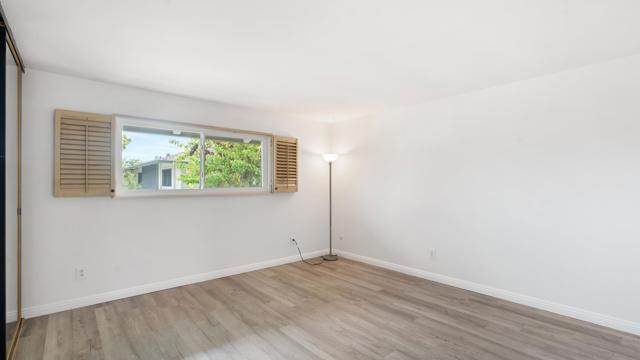 1265 Essex St, San Diego, California 92103, 2 Bedrooms Bedrooms, ,1 BathroomBathrooms,Condominium,For Sale,Essex St,250020648SD