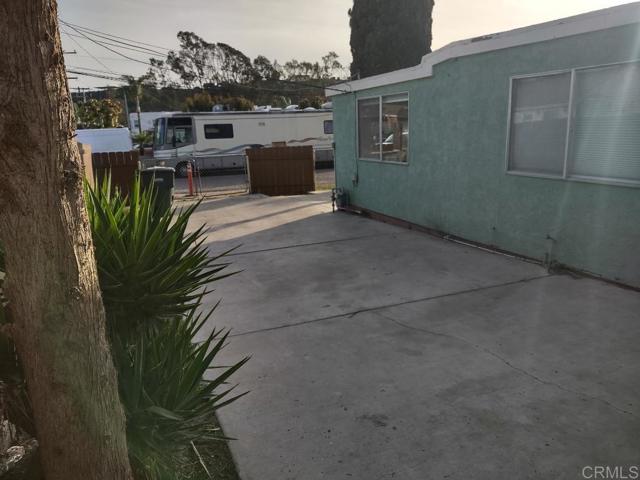 Detail Gallery Image 5 of 19 For 3948 Date Ct., Chula Vista,  CA 91911 - 3 Beds | 1 Baths