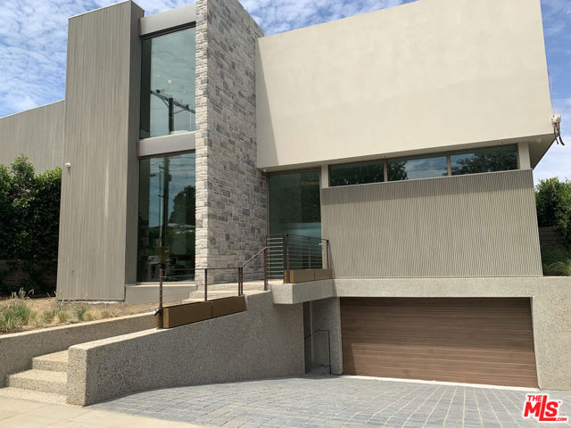Drew Fenton | 333 N Mount Holyoke Avenue Pacific Palisades CA | MLS: 7253173