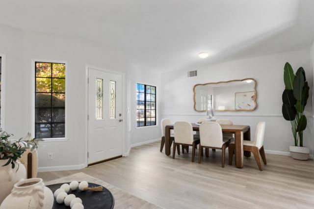 2627 Ohio Avenue, Redwood City CA: https://media.crmls.org/mediaz/8b605e7a-8807-4be4-bb0f-33df8a49ad8b.jpg