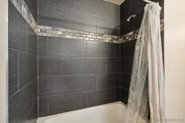11353 Rocoso Rd, Lakeside CA: https://media.crmls.org/mediaz/8b61afd8-25d9-45ca-974e-4fbf3523f183.jpg