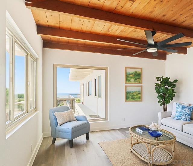 519 Stratford Court, Del Mar CA: https://media.crmls.org/mediaz/8b637f88-3001-41cb-a95a-8552bcf1056d.jpg