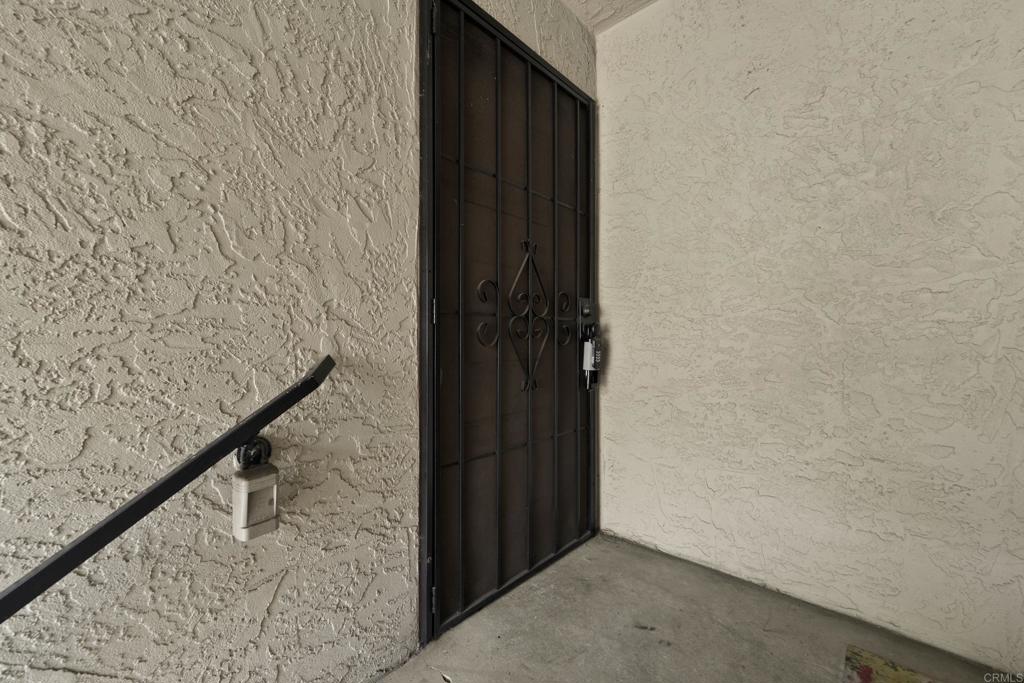 9528 Carroll Canyon Rd - photo 18